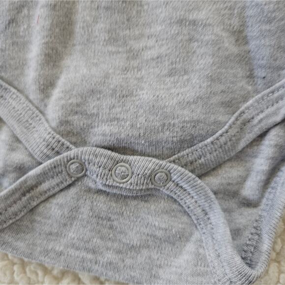 Baby by bon bebe "I love my mummy" grey longsleeve outfit with snaps size 6-9mos - Picture 3 of 6